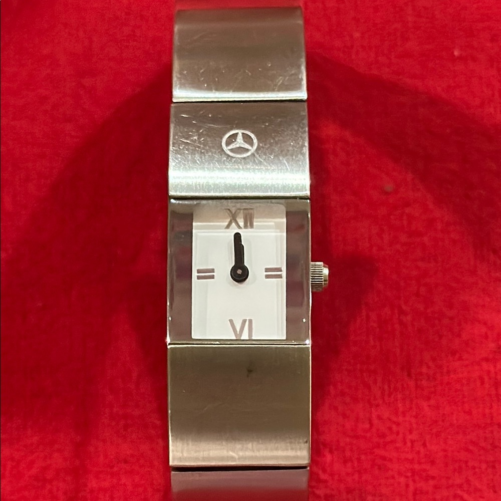 Mercedes-Benz Silver Quartz Sport Watch